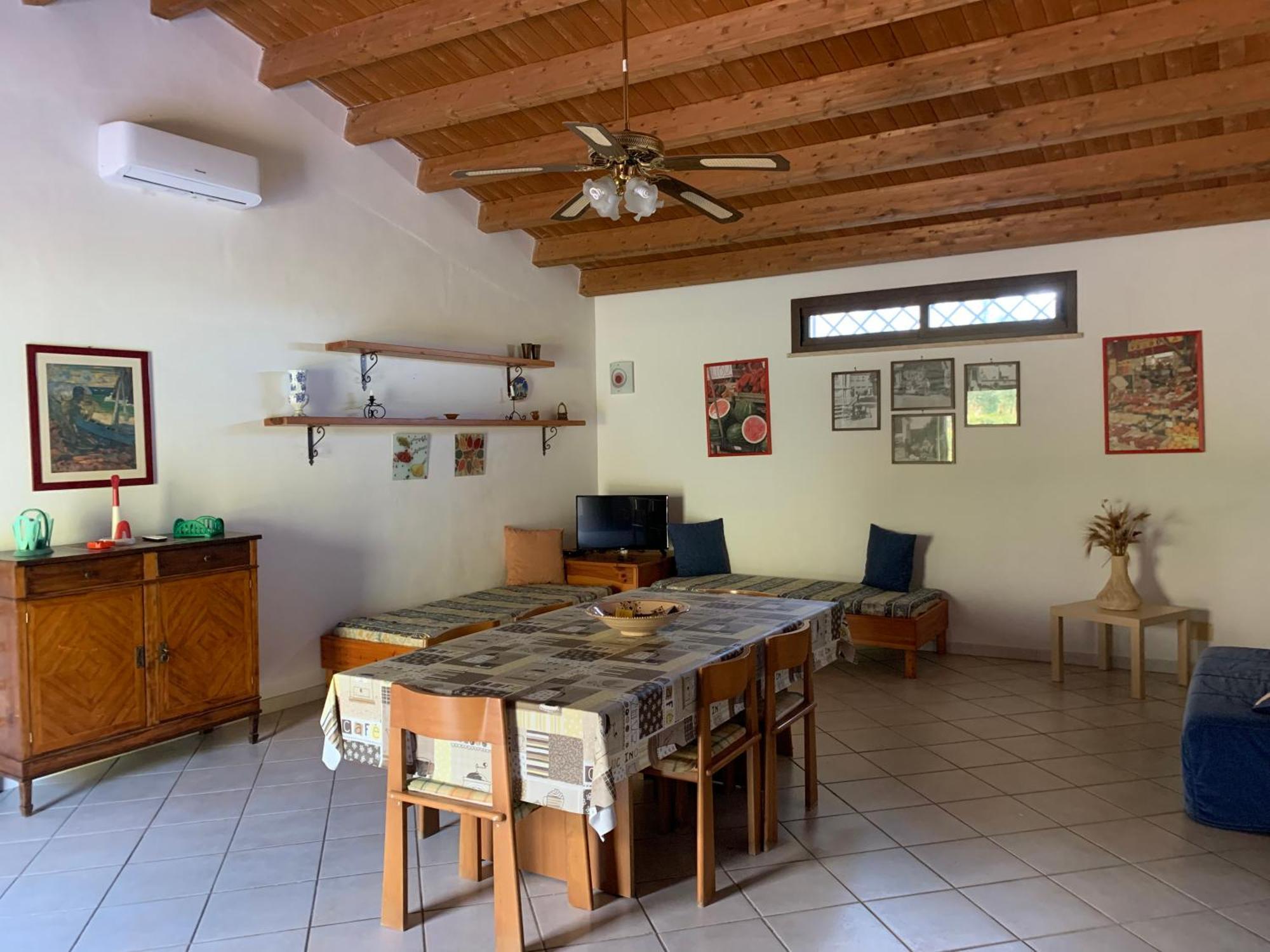 Lovely Cottage 卡斯泰拉马莱 外观 照片