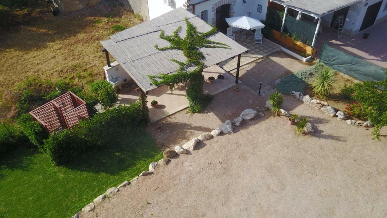 Lovely Cottage 卡斯泰拉马莱 外观 照片